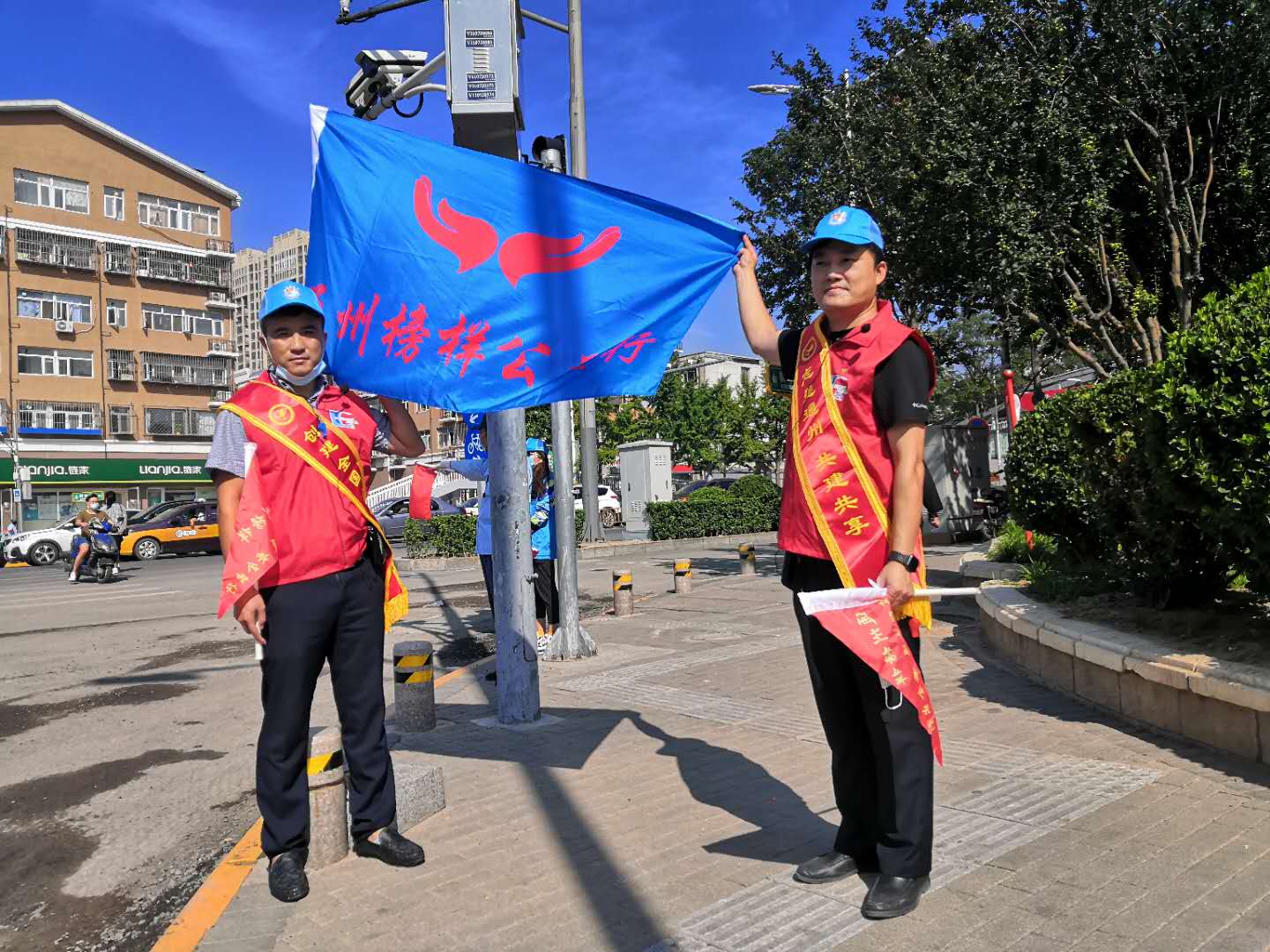 <strong>女人操大鸡吧</strong>